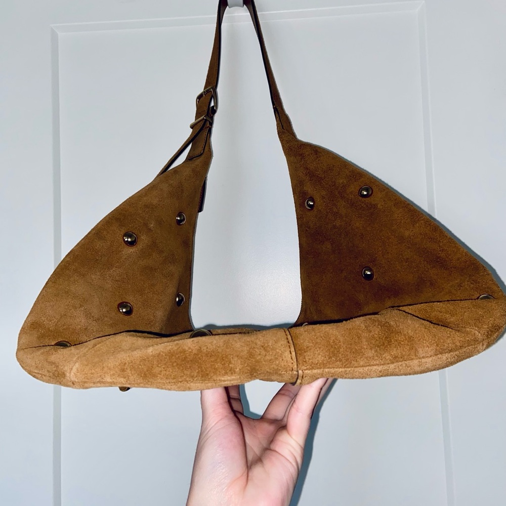 Madewell The Essential Curve Shoulder Bag - Picture 5 of 13